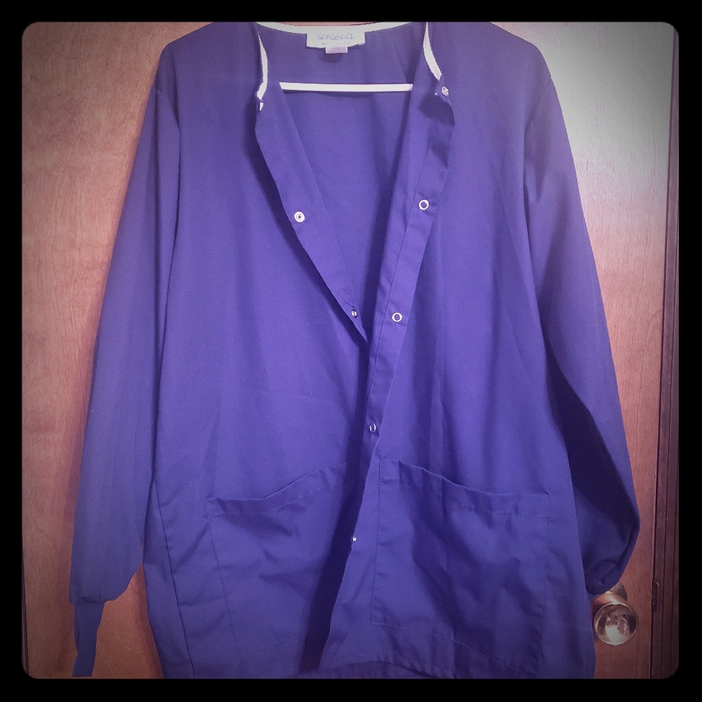 NWOT Scrub Top